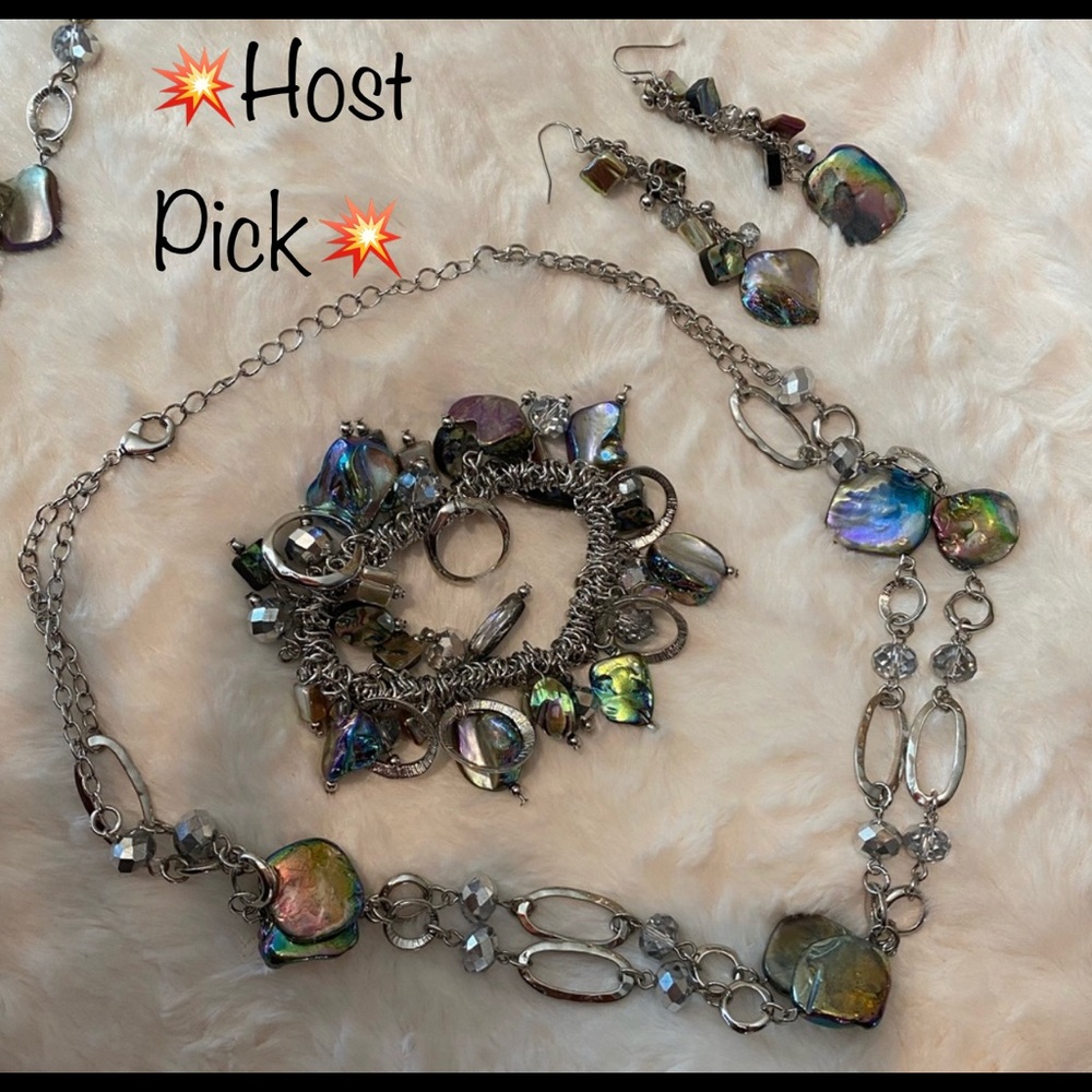 Erica Lyons 3pc NEW jewerly necklace earrings